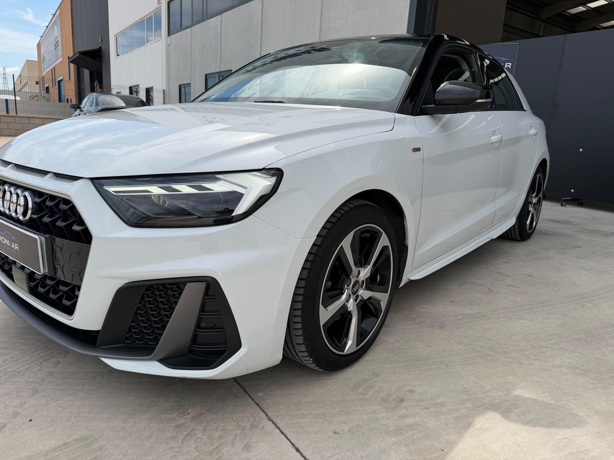 AUDI A1 SPORTBACK ADRENALIN BLACK 30 TFSI 116CV S TRONIC